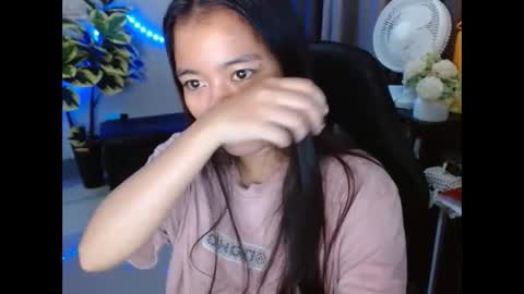 urasian_bella23 online show from 12.04.24