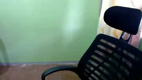 urasian_joy online show from 10.17.25