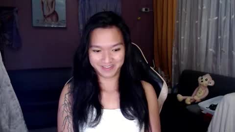 NEWRA  ALLISON online show from 11.24.25