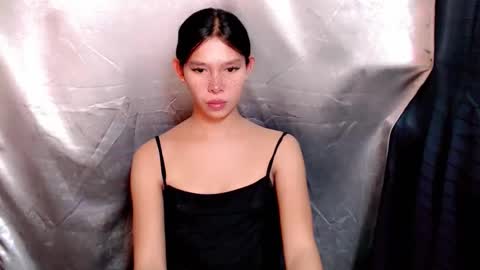 Snapshot of urasian_prettyjane chatting on 09.11.25 Jane online show from 09.11.25