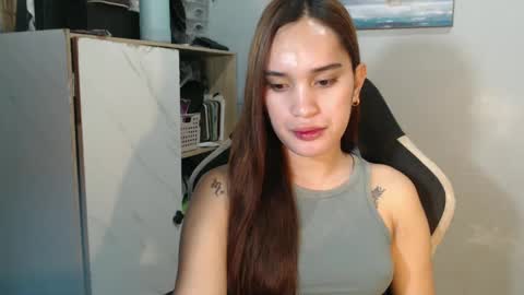 Snapshot of urasianfuckprincessxxx chatting on 01.03.25 urasianfuckprincessxxx online show from 01.03.25