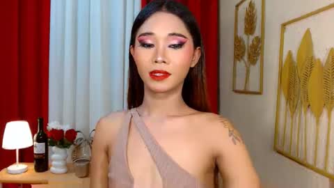 UrCaptivatingMaria online show from 10.18.25