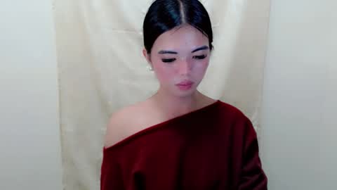 urcutie_ayah online show from 11.18.25