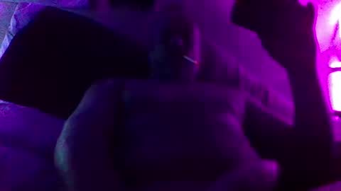 urdaddy875867 online show from 09.13.25