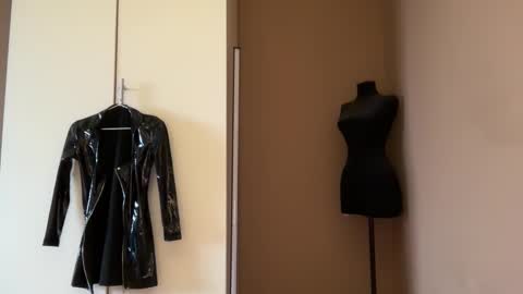 Margo online show from 11.25.25