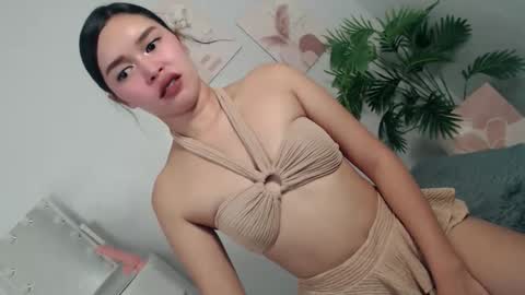Snapshot of ure_asiancockgirl07 chatting on 10.15.25 Bretesh online show from 10.15.25