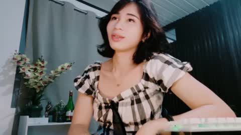 Snapshot of urfave_bbgirl chatting on 12.05.25 urfave_bbgirl online show from 12.05.25