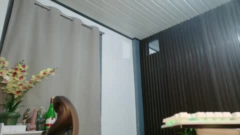 Snapshot of urfave_bbgirl chatting on 12.14.25 urfave_bbgirl online show from 12.14.25