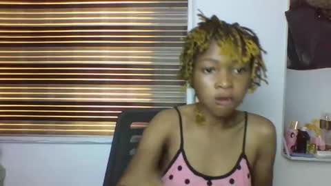 urflirtydoll online show from 10.06.25