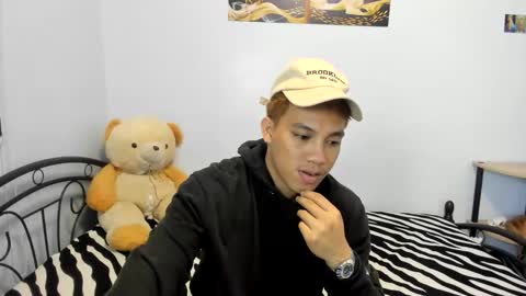 urfucker_vinz online show from 05.21.26