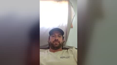 urguy05 online show from 07.25.26