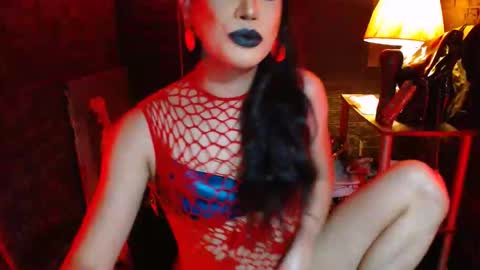 queen norelle online show from 02.02.26