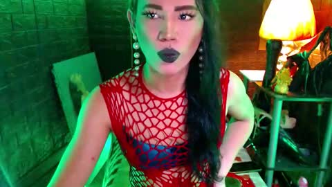 queen norelle online show from 05.15.26