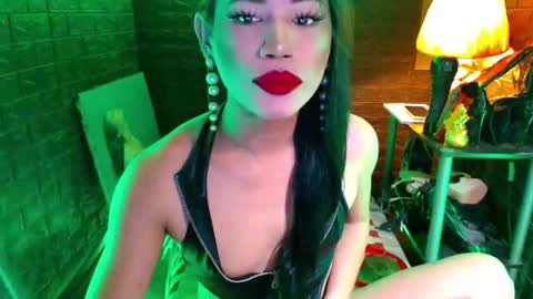 queen norelle online show from 05.17.26