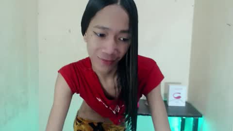 Snapshot of urhot_athena chatting on 09.14.25 urhot_athena online show from 09.14.25