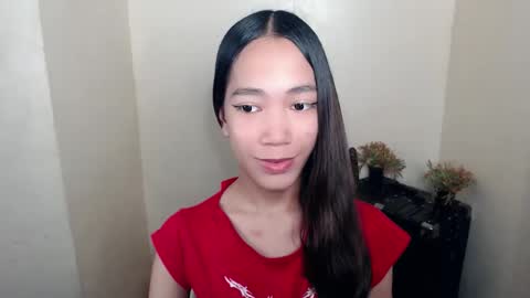 Snapshot of urhot_athena chatting on 10.03.25 urhot_athena online show from 10.03.25