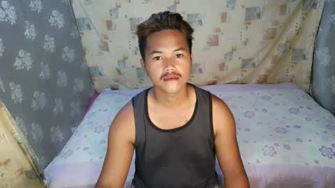 urhotfucker_eric online show from 02.17.26