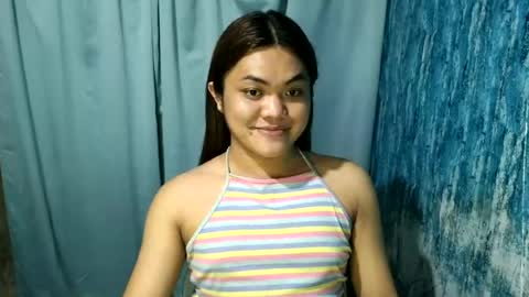 Snapshot of urhottie_bella chatting on 06.16.26 urhottie_bella online show from 06.16.26