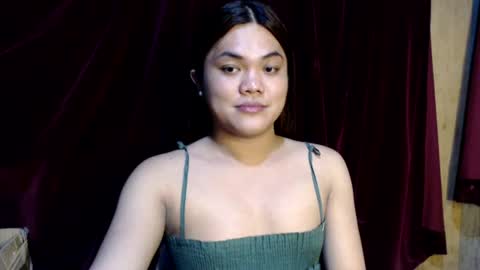 Snapshot of urhottie_bella chatting on 06.21.26 urhottie_bella online show from 06.21.26