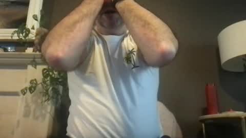 Hung Daddy online show from 02.18.26