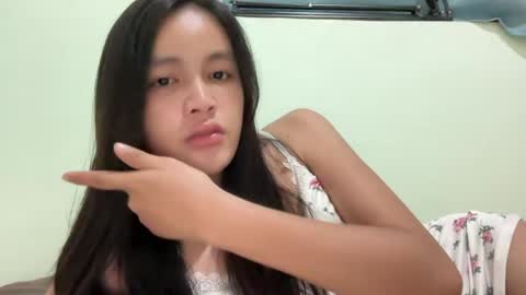 Snapshot of urkatiecookie chatting on 05.14.26 Amira online show from 05.14.26
