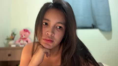 Snapshot of urkatiecookie chatting on 05.28.26 Amira online show from 05.28.26