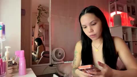 urlittlefilipina online show from 12.04.25