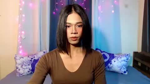 urlovely_jemma online show from 02.08.26