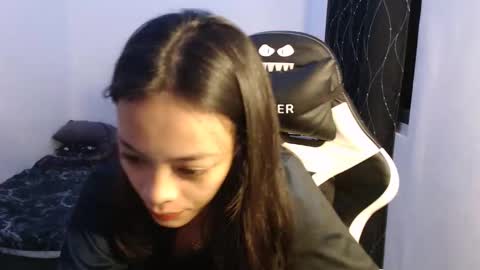 juliana online show from 11.21.25