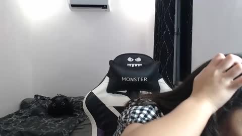 juliana online show from 12.05.25