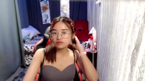 urlovelychinita online show from 01.08.25