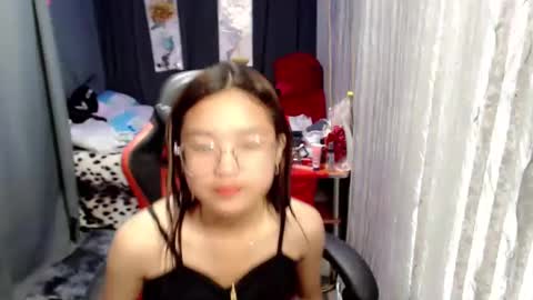 urlovelychinita online show from 01.12.25