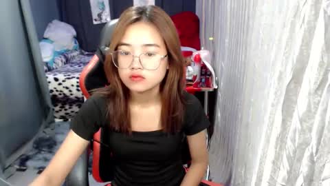 urlovelychinita online show from 01.14.25