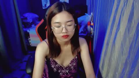 urlovelychinita online show from 01.22.25