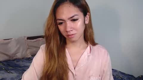 Snapshot of urlovelypinayxxx chatting on 12.15.25 MIYA online show from 12.15.25