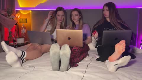 urmissalice online show from 02.07.26