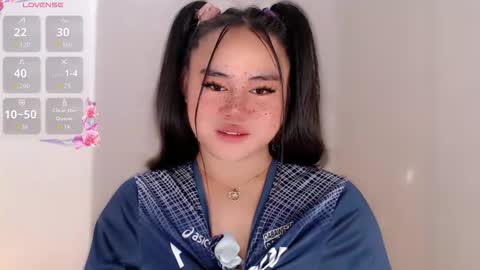 Snapshot of urnaughty_ceciliaxxx chatting on 02.15.26 cecilia online show from 02.15.26