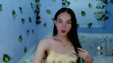 Snapshot of urnaughty_kim chatting on 02.16.25 Kim online show from 02.16.25