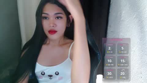 Snapshot of urpinayjenfuckerxxx chatting on 02.27.25 Jenny online show from 02.27.25
