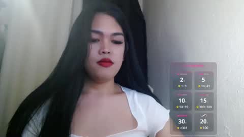 Snapshot of urpinayjenfuckerxxx chatting on 03.01.25 Jenny online show from 03.01.25