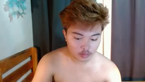 Snapshot of urpinoyjohnx chatting on 10.15.25 urpinoyjohnx online show from 10.15.25