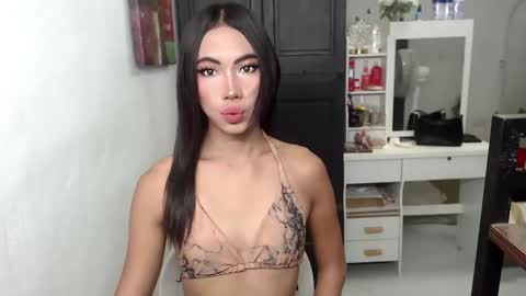 urpretty_mistake online show from 04.28.26