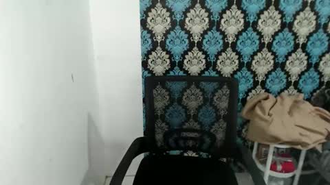 Call me Nea online show from 04.10.26