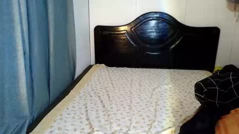 mark online show from 04.14.26