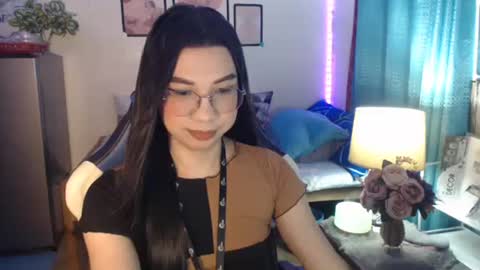 Snapshot of urwetasianprincessxx chatting on 12.11.24 Ashley Kate Mateo Gray online show from 12.11.24