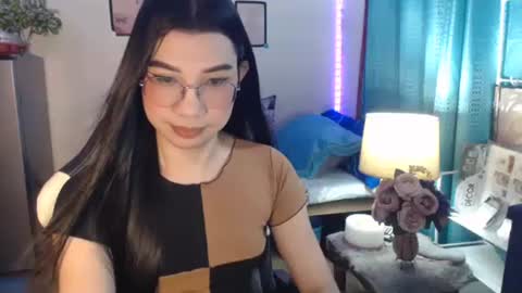 Snapshot of urwetasianprincessxx chatting on 12.13.24 Ashley Kate Mateo Gray online show from 12.13.24