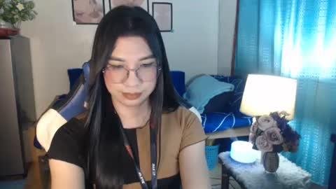 Snapshot of urwetasianprincessxx chatting on 01.21.25 Ashley Kate Mateo Gray online show from 01.21.25