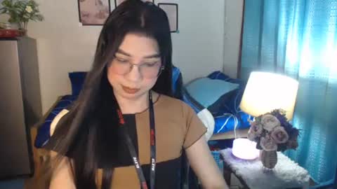 Snapshot of urwetasianprincessxx chatting on 01.25.25 Ashley Kate Mateo Gray online show from 01.25.25