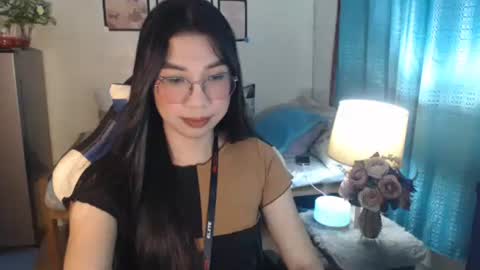 Snapshot of urwetasianprincessxx chatting on 02.26.25 Ashley Kate Mateo Gray online show from 02.26.25