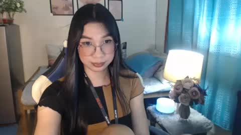 Snapshot of urwetasianprincessxx chatting on 02.26.25 Ashley Kate Mateo Gray online show from 02.26.25